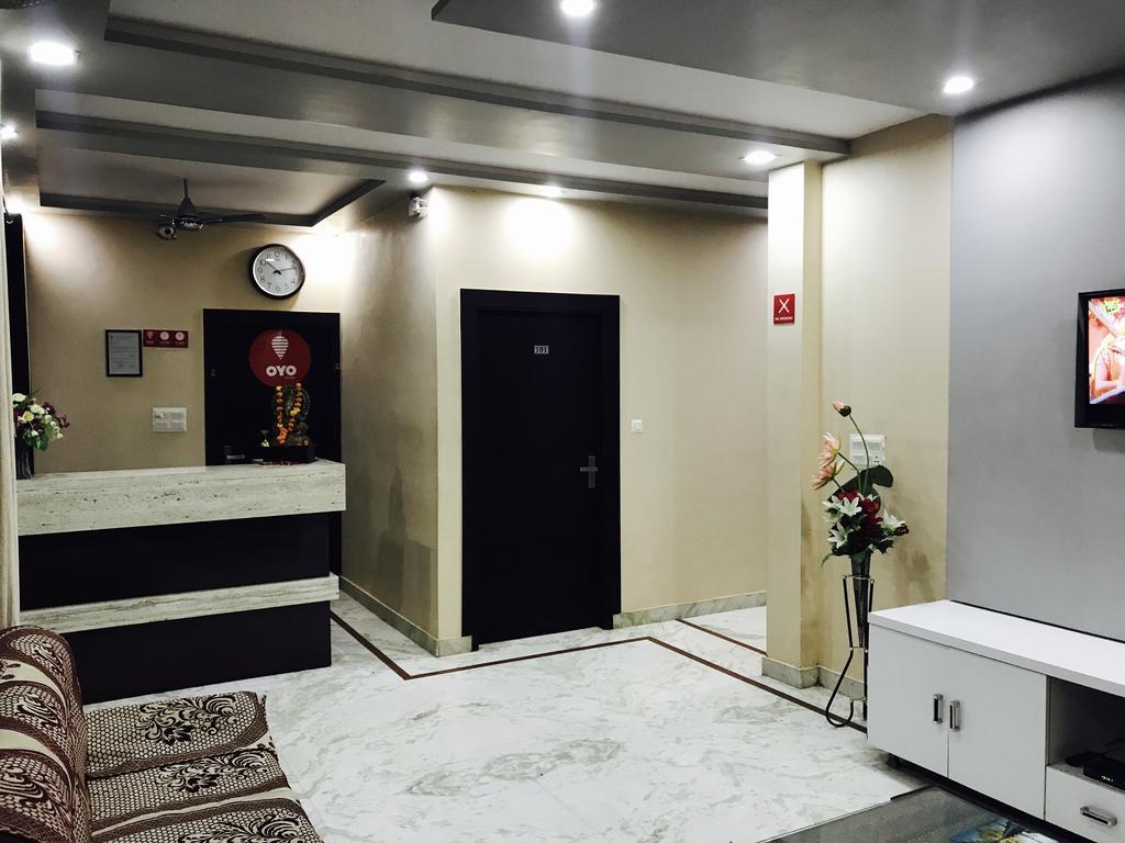 Aaradhya Residency Hotell Agra  Exteriör bild