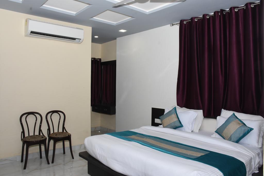 Aaradhya Residency Hotell Agra  Exteriör bild